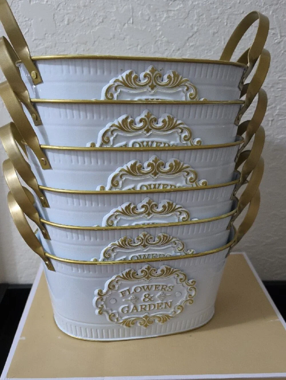 Ashland White and Gold Flowers & Garden Decorative Planter